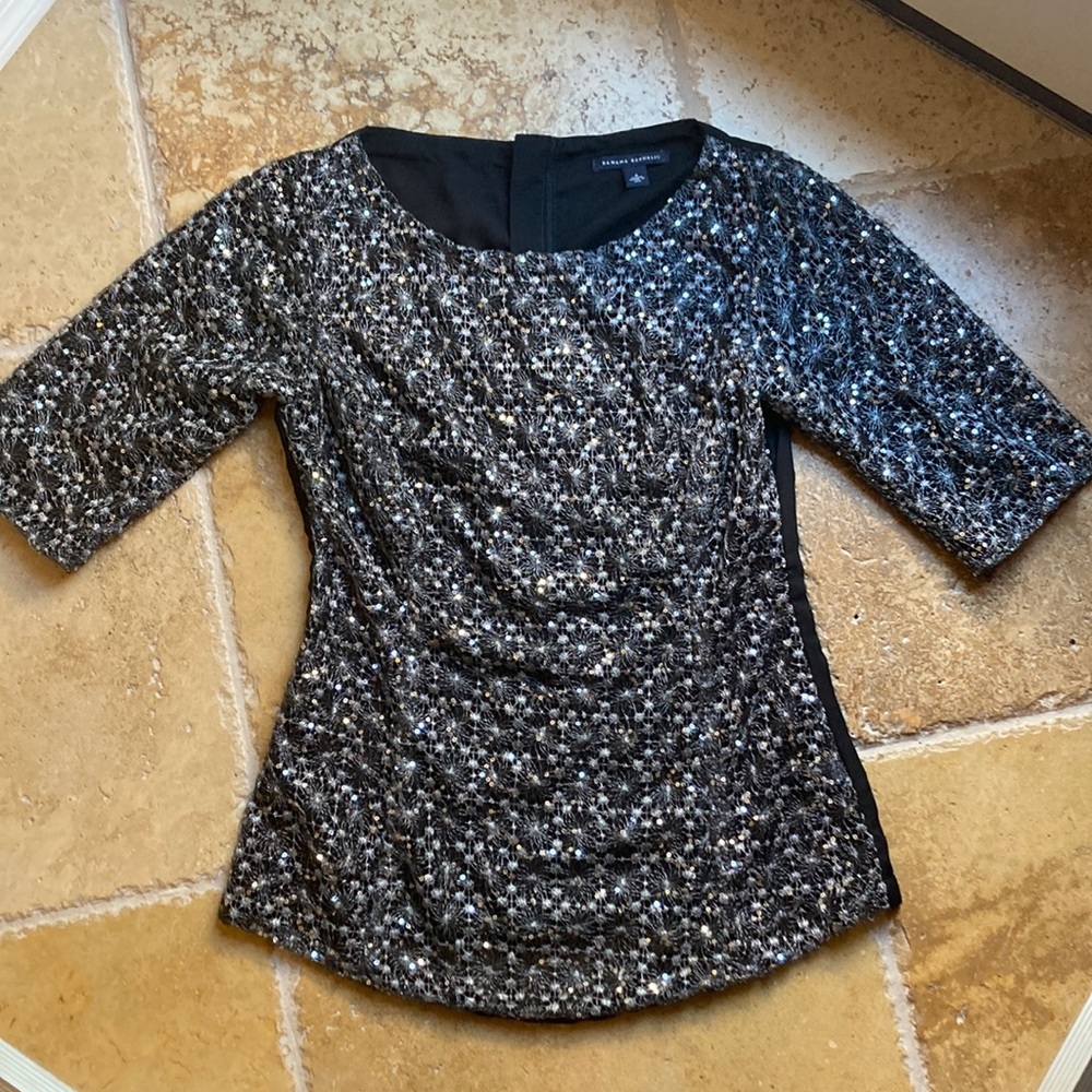 Banana republic black with silver sequins size 4 blouse